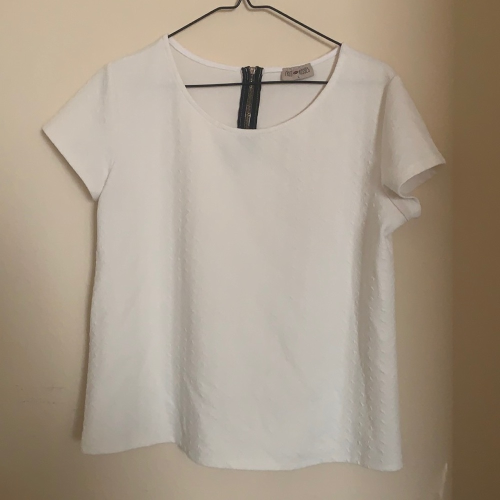 White Blouse Gold Zipper Large Short Sleeve